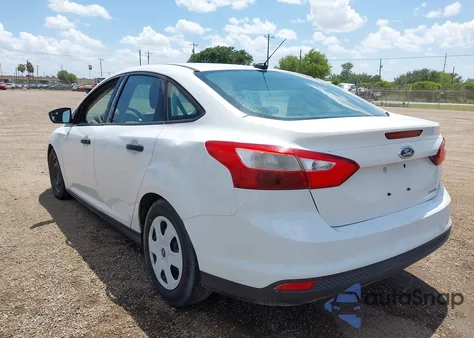 2014 Ford Focus S z USA, uszkodzony, nr VIN 1FADP3E24EL451498